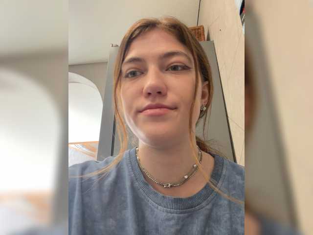 Alinagilberd03 live cam on BongaCams
