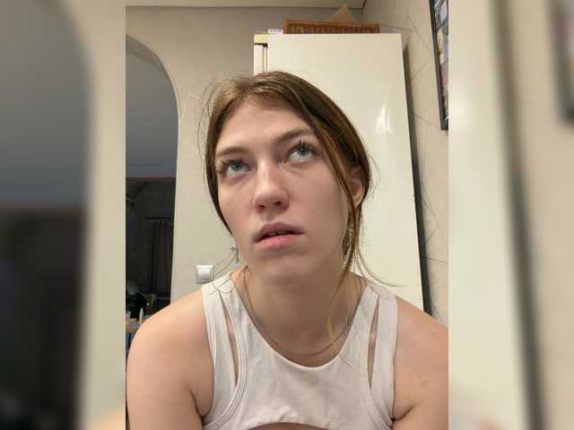 Alinagilberd03 live cam on BongaCams