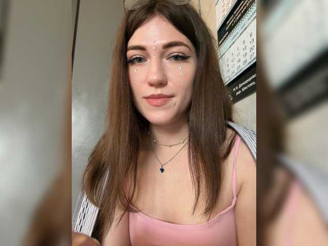 Alinagilberd03 live cam on BongaCams