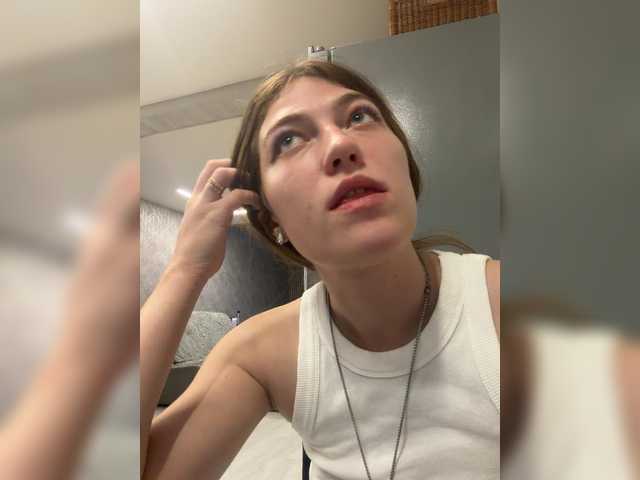 Alinagilberd03 live cam on BongaCams