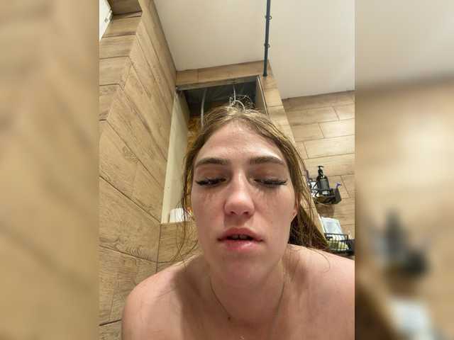 Alinagilberd03 Live Cam on BongaCams