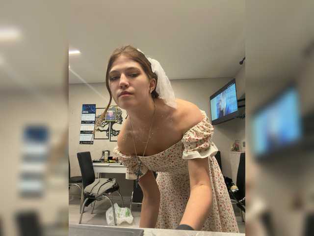 Alinagilberd03 live cam on BongaCams