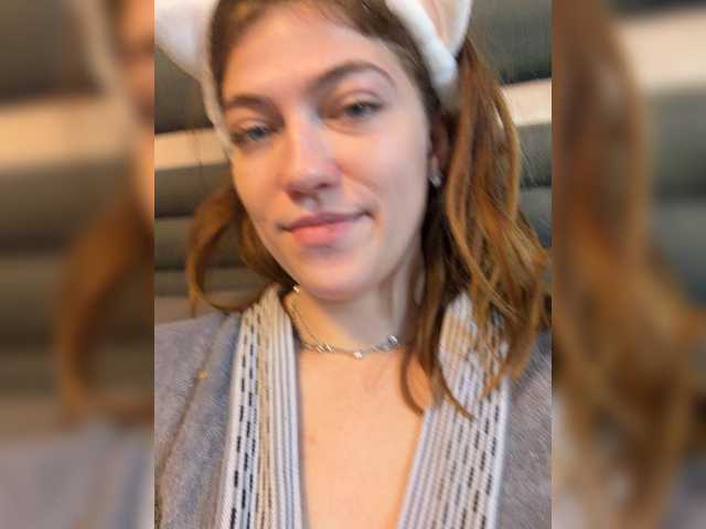 Alinagilberd03 live cam on BongaCams
