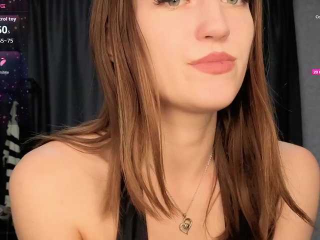 Alinagilberd03 live cam on BongaCams