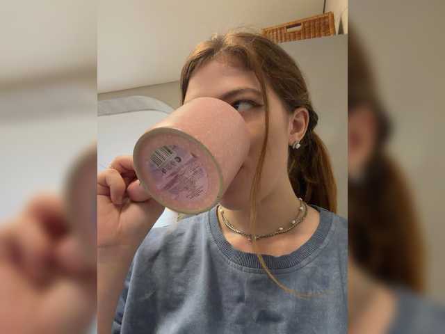 Alinagilberd03 live cam on BongaCams