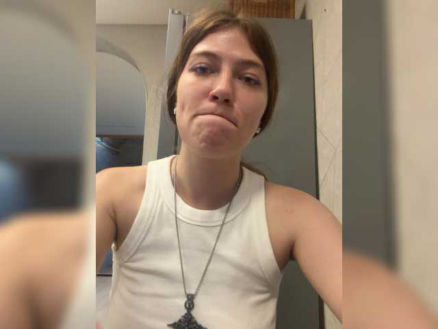 Alinagilberd03 live cam on BongaCams