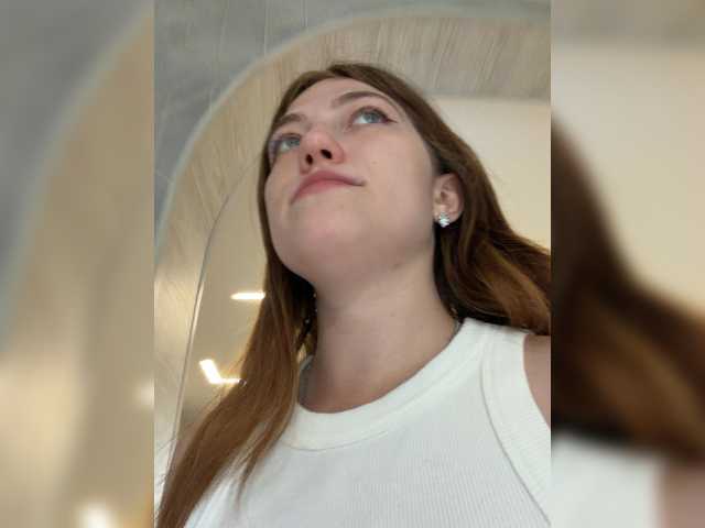 Alinagilberd03 live cam on BongaCams