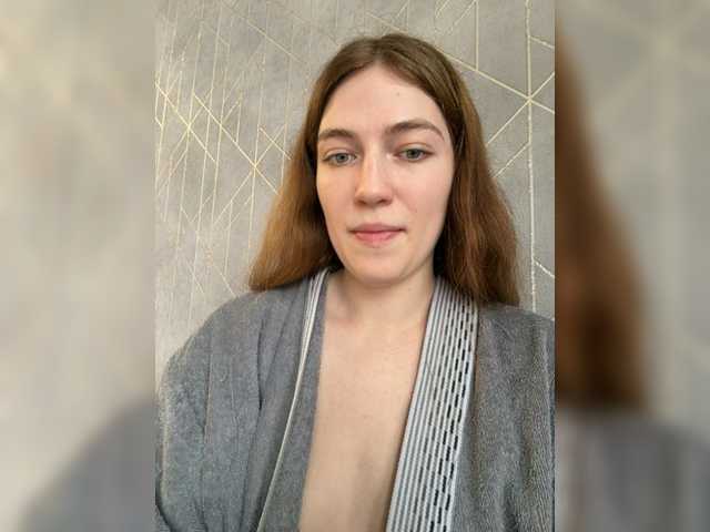 Alinagilberd03 live cam