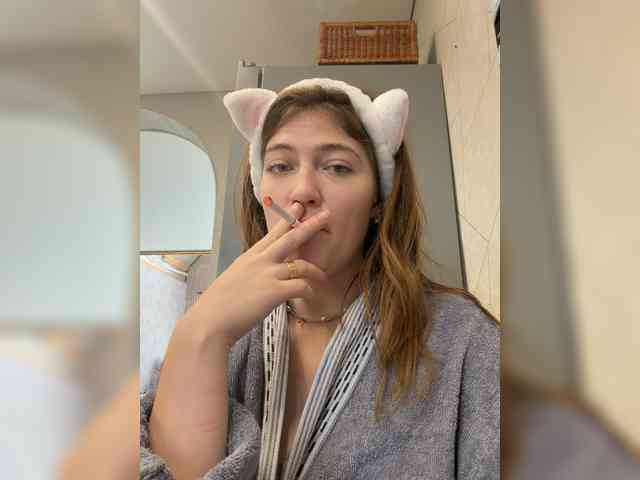 Alinagilberd03 webcam
