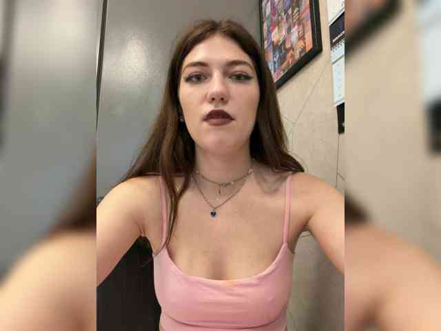 Model: Alinagilberd03