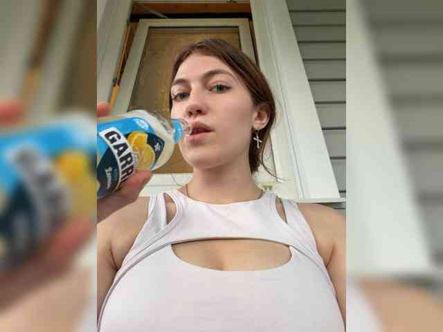 Alinagilberd03 webcam