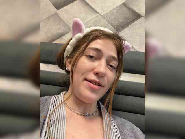 Alinagilberd03 webcam