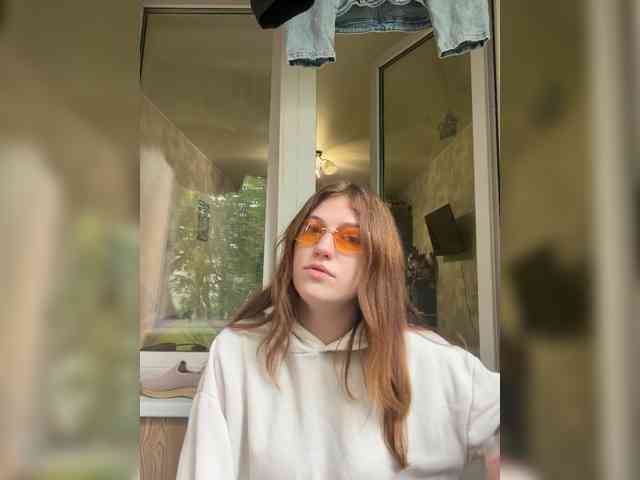Alinagilberd03 Live Webcam on BongaCams