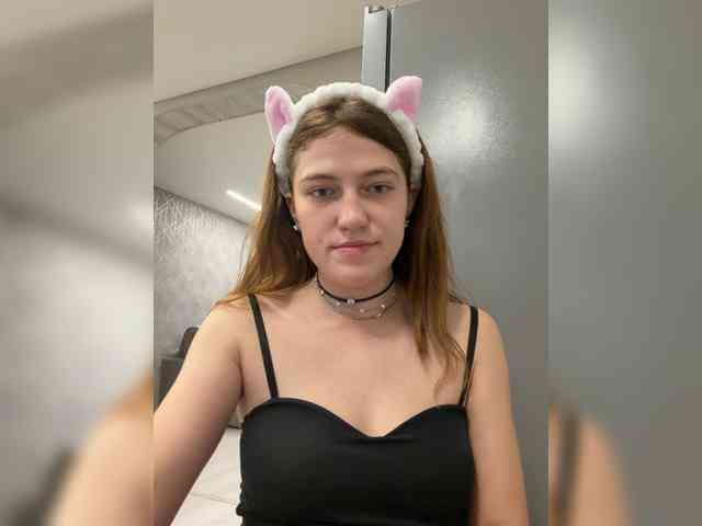 Alinagilberd03 webcam