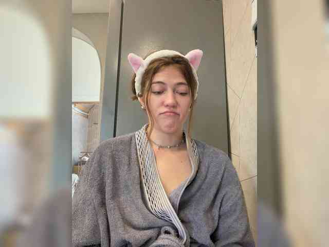 Alinagilberd03 webcam