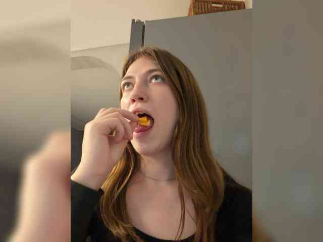 Alinagilberd03 webcam