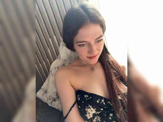 Alinagilberd03 webcam