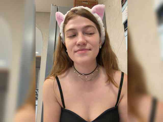 Alinagilberd03 webcam