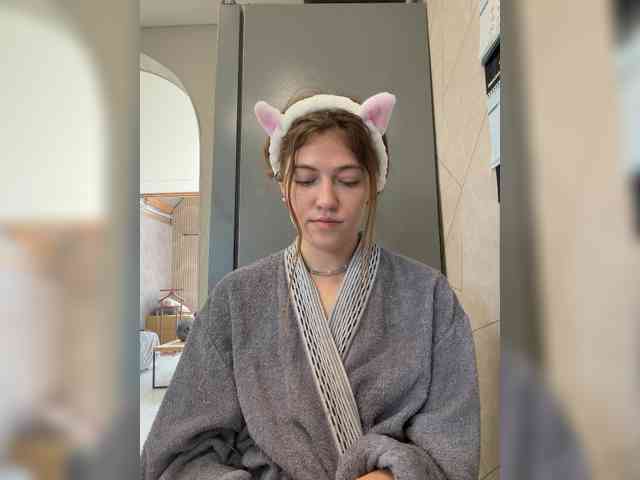 Alinagilberd03 webcam