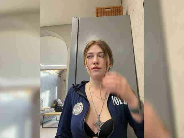 Alinagilberd03 webcam