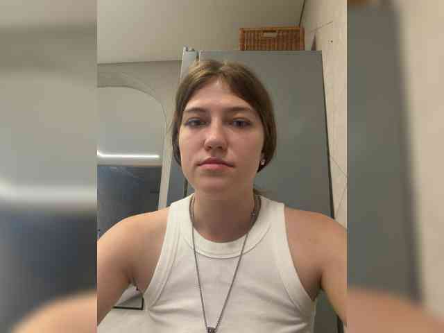 Alinagilberd03 webcam