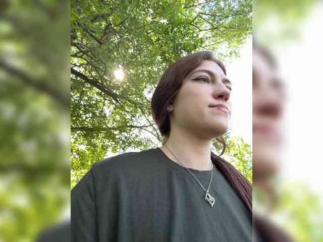 Alinagilberd03 webcam