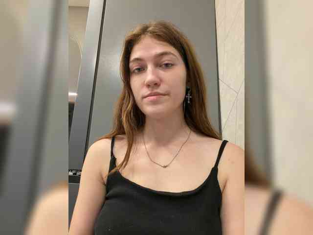 Alinagilberd03 webcam