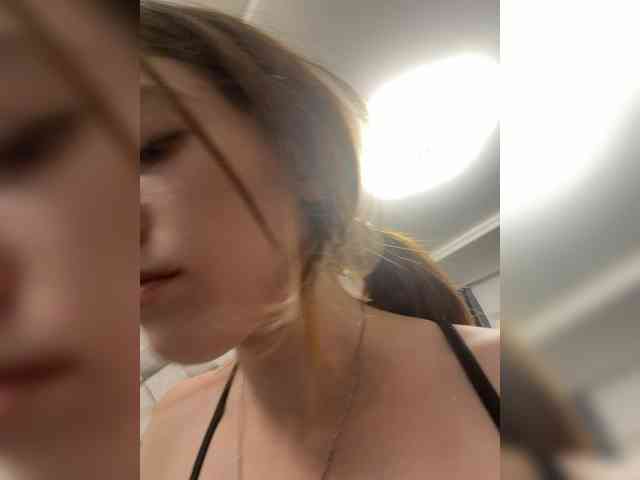 Alinagilberd03 webcam