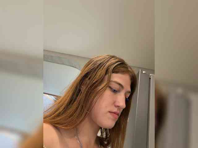 Alinagilberd03 webcam