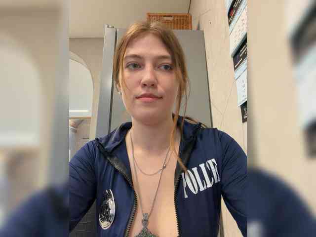 Alinagilberd03 webcam