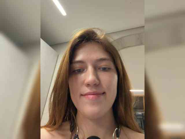 Alinagilberd03 webcam