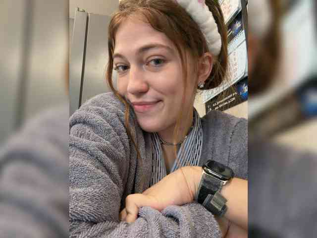 Alinagilberd03 webcam