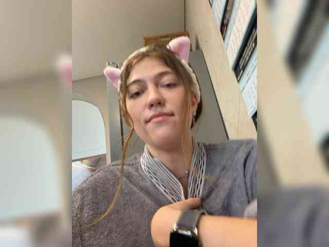 Alinagilberd03 webcam