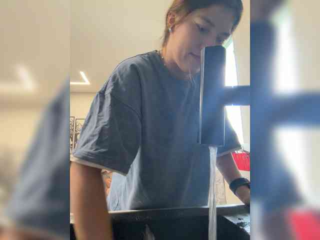 Alinagilberd03 webcam