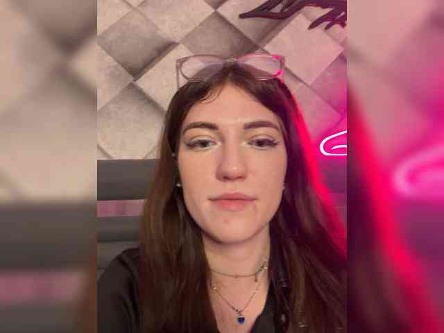 Alinagilberd03 webcam