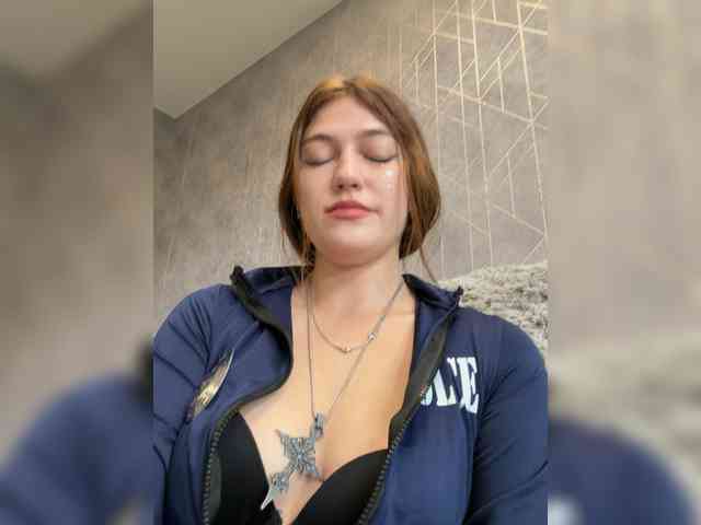 Alinagilberd03 webcam
