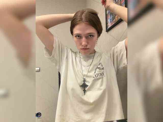 Alinagilberd03 webcam
