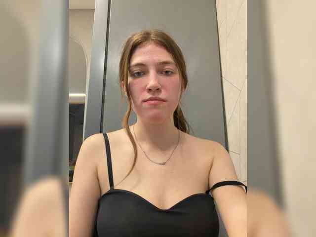 Alinagilberd03 webcam