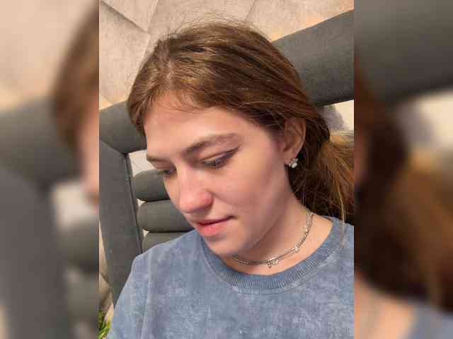 Alinagilberd03 webcam