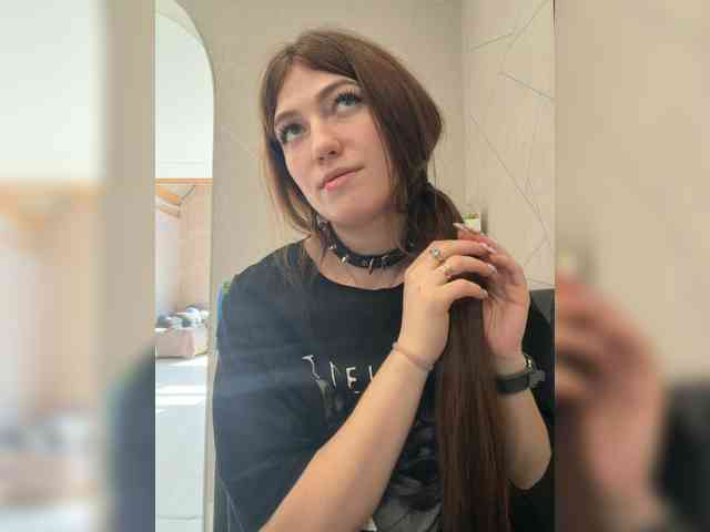 Alinagilberd03 webcam