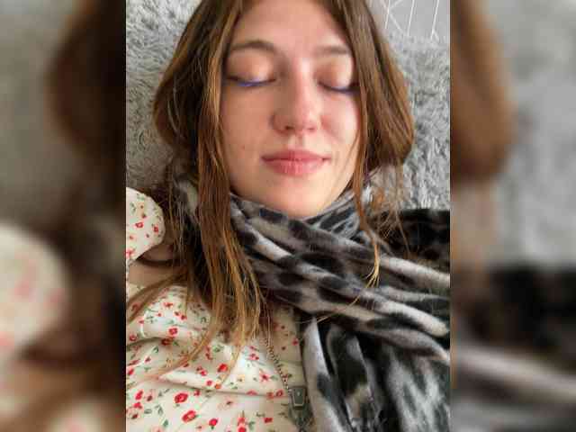 Model: Alinagilberd03