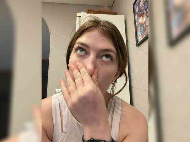 Alinagilberd03 webcam