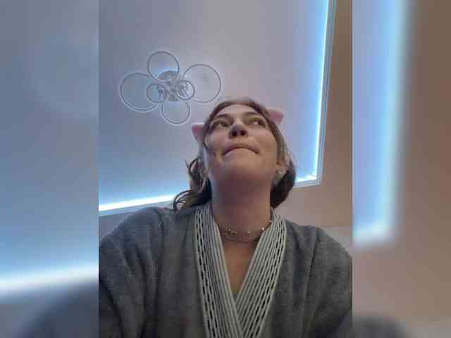 Alinagilberd03 webcam
