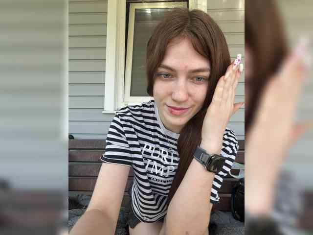 Alinagilberd03 webcam