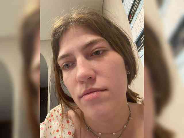 Alinagilberd03 webcam