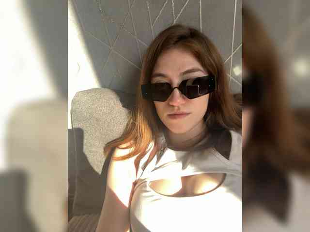 Alinagilberd03 webcam