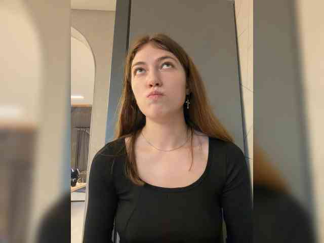 Alinagilberd03 webcam