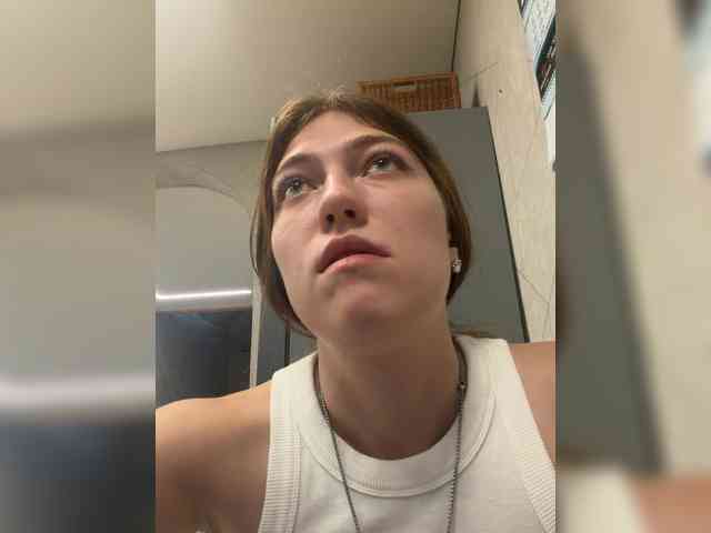 Alinagilberd03 webcam