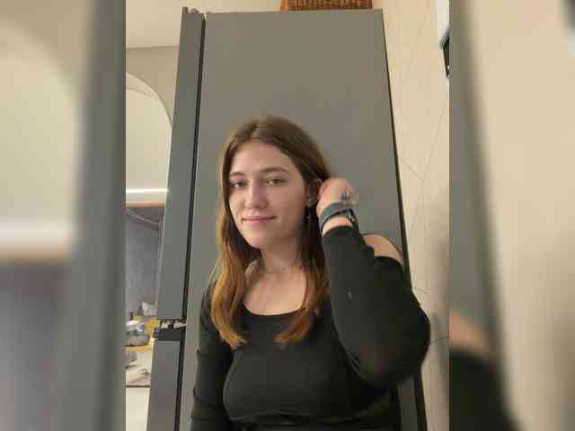 Alinagilberd03 webcam
