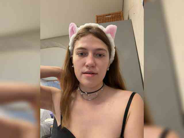 Alinagilberd03 webcam